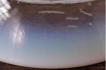 レトロ雑貨　昭和レトロ　コレクションにもぴったりなプレスガラスの乳白暈し氷コップ3個セット(プレスガラス)(R-036838)