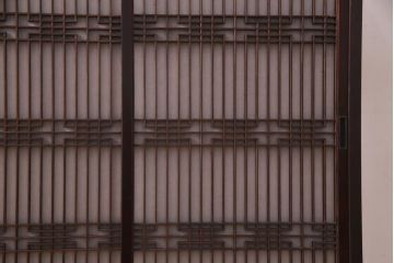 ラフジュ工房オリジナル　アンティーク建具リメイク　組子が目を引く書院戸を活かした和風キャビネット(収納棚、戸棚)(R-036840)