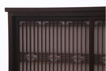 ラフジュ工房オリジナル　アンティーク建具リメイク　組子が目を引く書院戸を活かした和風キャビネット(収納棚、戸棚)(R-036841)