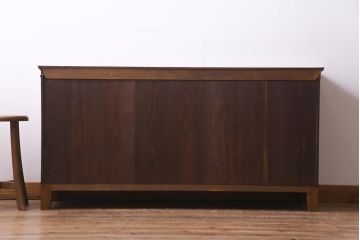 アンティーク家具　結霜ガラス入り　リメイク　脚付き　桃の取っ手がアクセントになったテレビ台(収納棚、キャビネット、戸棚、リビングボード)