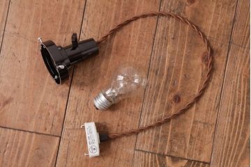 昭和レトロ照明　戦前　昔懐かしい平笠シェードのペンダントライト(吊り下げ照明、天井照明)(R-036857)