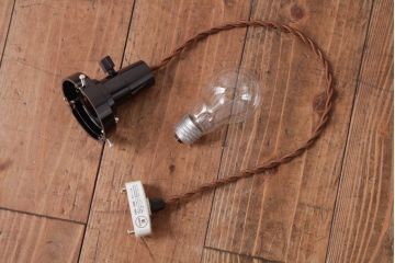 昭和レトロ照明　戦前　昔懐かしい平笠シェードのペンダントライト(吊り下げ照明、天井照明)(R-036858)