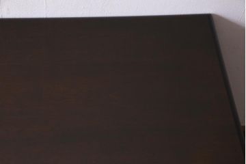 ビンテージ家具　松本民芸家具　T型　クラシカルなデザインがシック雰囲気漂う片袖机(デスク、在宅ワーク、在宅用作業台)(定価約37万円)(R-036862)