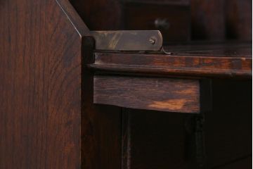 アンティーク家具　イギリスアンティーク　オーク材製のクラシカルなライティングビューロー(簿記机、在宅ワーク、在宅用デスク)(R-036867)