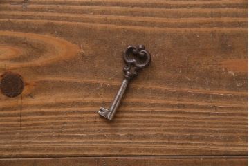 アンティーク家具　イギリスアンティーク　オーク材製のクラシカルなライティングビューロー(簿記机、在宅ワーク、在宅用デスク)(R-036867)