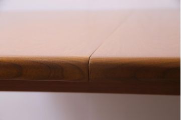 ヴィンテージ家具　G-PLAN(ジープラン)  北欧家具　オーバル型のシンプルなエクステンションテーブル(ダイニングテーブル、ビンテージ)(R-036873)