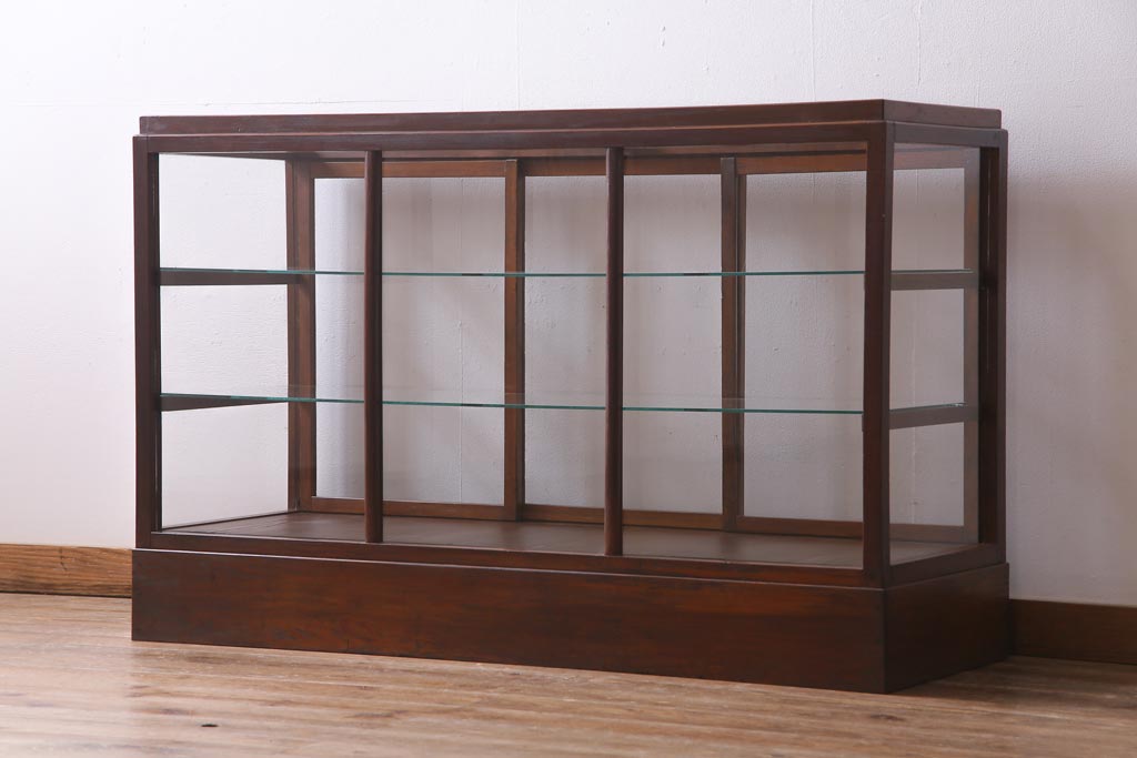 レトロ家具　ヒノキ材　シンプルな引き出し付きガラスケース(ショーケース、陳列棚)(R-036875)