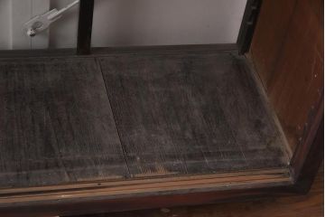 アンティーク家具　両面ガラス　大正ロマン香るサイドボード(ショーケース、飾り棚、陳列棚)(R-036881)