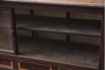 アンティーク家具　両面ガラス　大正ロマン香るサイドボード(ショーケース、飾り棚、陳列棚)(R-036882)