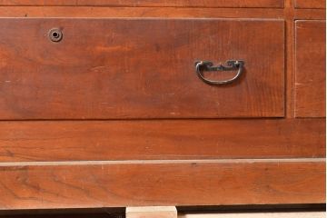 アンティーク家具　大型サイズの木製チェスト(タンス、サイドボード)(R-036889)