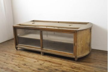 アンティーク家具　昭和初期　両面引き戸のガラスケース(ショーケース、飾り棚、陳列棚)(R-036896)