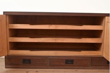 アンティーク家具　味のあるレトロな木製ローボード(収納棚、テレビ台)(R-036907)