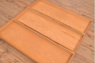 アンティーク家具　味のあるレトロな木製ローボード(収納棚、テレビ台)(R-036907)