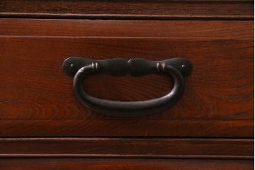 レトロ家具　大正昭和初期　ニレ材　ダイヤガラス　上品な印象のサイドボード(テレビ台、収納棚、戸棚)(R-036908)
