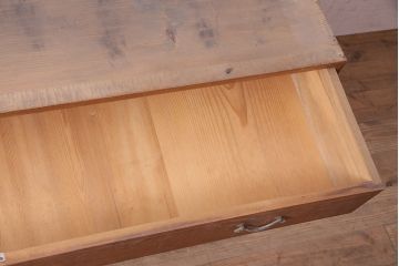 アンティーク家具　和モダンスタイルに合うシンプルな木製チェスト(ボード、引き出し)(R-036909)