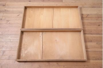 アンティーク家具　昭和中期　木製扉付きの和レトロなテレビ台(ローボード、収納棚)(R-036914)