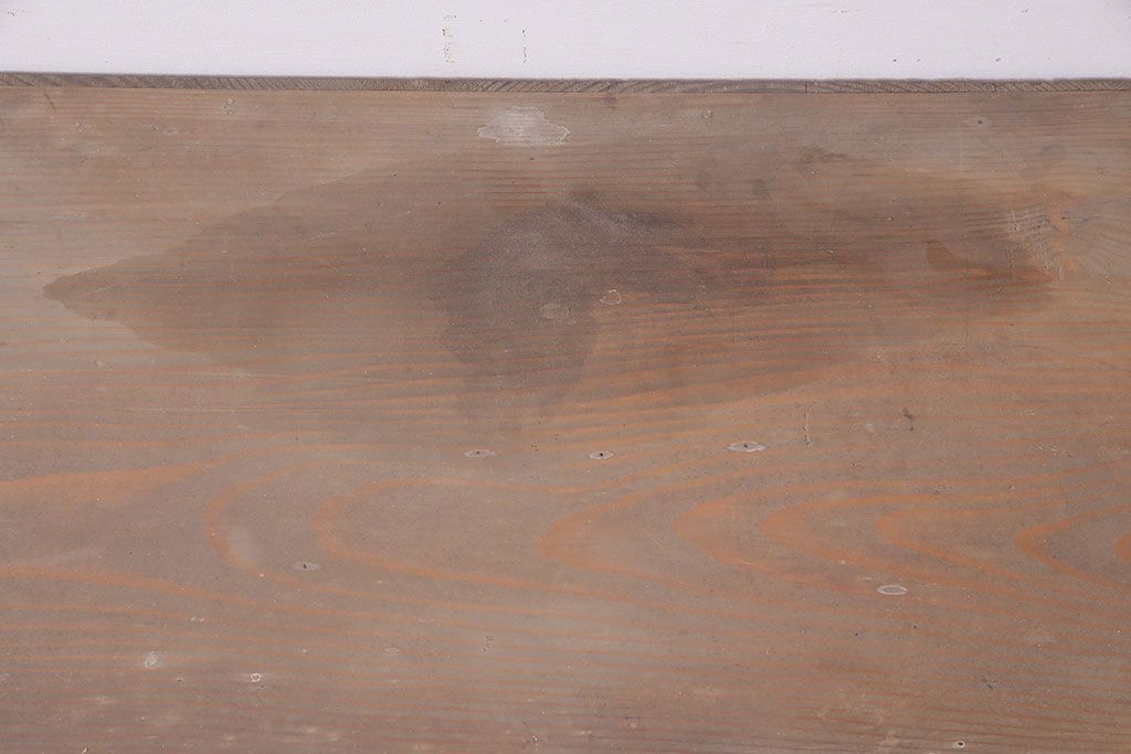 アンティーク家具　昭和中期　木製扉付きの和レトロなテレビ台(ローボード、収納棚)(R-036914)