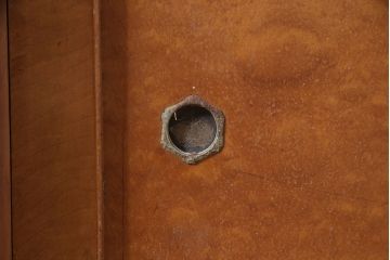 アンティーク家具　昭和中期　木製扉付きの和レトロなテレビ台(ローボード、収納棚)(R-036914)