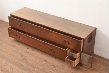 アンティーク家具 あたたかな和の雰囲気漂うタンスローチェスト(箪笥、タンス、引き出し)(R-036915)