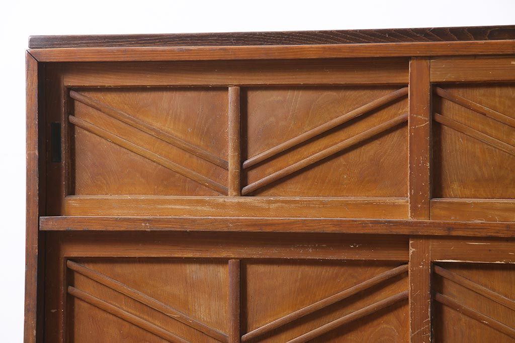 レトロ家具　昭和初期　木製引き戸のデザインが目を引く下駄箱(収納棚、戸棚)(R-036916)