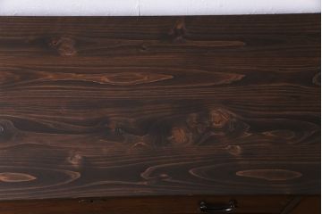 アンティーク家具　大正期　前面栓材　天板リメイク　倹飩式の扉が趣き溢れるチェスト(テレビ台、引き出し、箪笥)