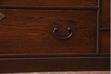 アンティーク家具　大正期　前面栓材　天板リメイク　倹飩式の扉が趣き溢れるチェスト(テレビ台、引き出し、箪笥)