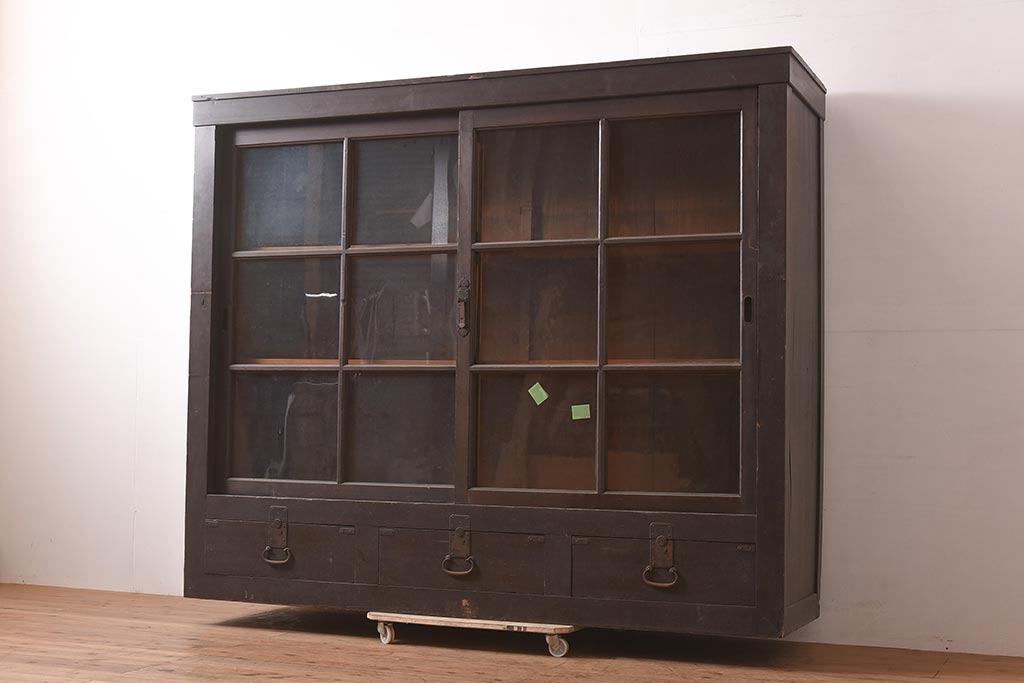 和製アンティーク　ヒノキ材　シンプルな木製キャビネット　(R-036928)