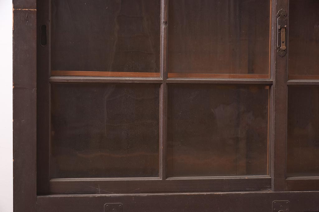 和製アンティーク　ヒノキ材　シンプルな木製キャビネット　(R-036928)