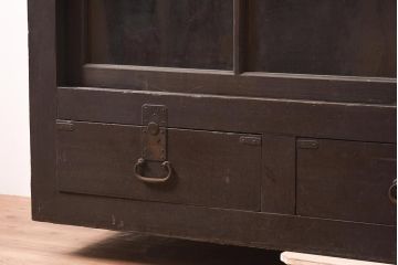 和製アンティーク　ヒノキ材　シンプルな木製キャビネット　(R-036928)