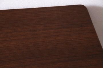 ヴィンテージ家具　北欧ビンテージ　G-PLAN　BBシリーズ　引き手がおしゃれな雰囲気を高めるサイドボード(リビングボード、収納棚)(R-036938)