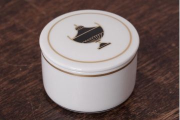 中古　イタリア　Richard Ginori(リチャードジノリ)　Manifattura Di Doccia Florence　小物入れ(薬箱、宝石箱)(R-036942)