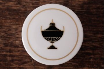 中古　イタリア　Richard Ginori(リチャードジノリ)　Manifattura Di Doccia Florence　小物入れ(薬箱、宝石箱)(R-036942)