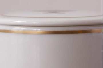 中古　イタリア　Richard Ginori(リチャードジノリ)　Manifattura Di Doccia Florence　小物入れ(薬箱、宝石箱)(R-036942)