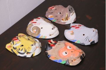 昭和期　藤原孚石作　嵯峨面　厄除　5個セット・紙箱付き(干支)(R-036950)