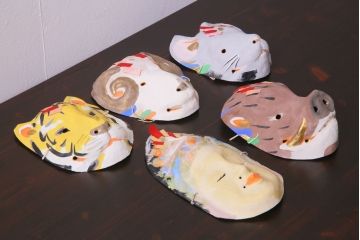 昭和期　藤原孚石作　嵯峨面　厄除　5個セット・紙箱付き(干支)(R-036957)