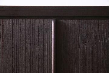 中古　伝統工芸品　高橋政男作　隠し付き　梅と竹の意匠金具がアクセントの加茂総桐箪笥(総桐たんす、和タンス、衣装タンス)(定価約120万円)(R-036968)