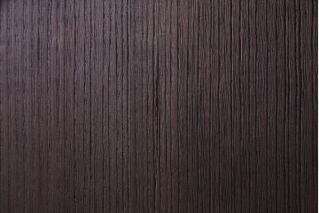 中古　伝統工芸品　高橋政男作　隠し付き　梅と竹の意匠金具がアクセントの加茂総桐箪笥(総桐たんす、和タンス、衣装タンス)(定価約120万円)(R-036968)