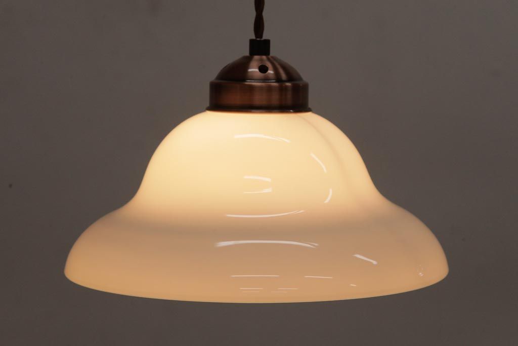 アンティーク照明　昭和初期　つるりとしたフォルムと質感が魅力のペンダントライト(天井照明、電笠)(R-036974)
