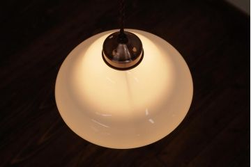 アンティーク照明　昭和初期　つるりとしたフォルムと質感が魅力のペンダントライト(天井照明、電笠)(R-036974)