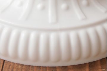 アンティーク照明　和製アンティーク　陽刻ガラスがお洒落なペンダントライト(天井照明、吊り下げ照明、シェード)(R-036976)