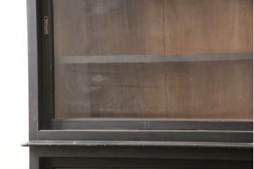 アンティーク家具　大正ロマン香る黒塗りの重ねキャビネット(本箱、ブックケース、収納棚、飾り棚、戸棚、店舗什器)(R-036990)