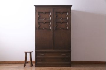 中古　ビンテージ家具　永田良介商店　欧風デザインを楽しめる洋服タンス(ワードローブ、衣装箪笥)(R-037000)