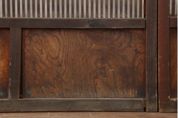 アンティーク建具　腰板ケヤキ材　裏障子付き!上品な和の空間づくりにおすすめな格子戸4枚セット(建具、引き戸)(R-037003)