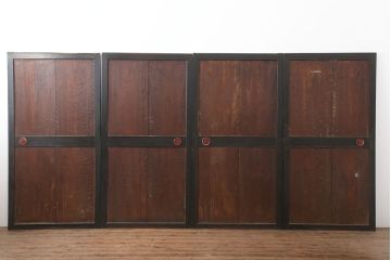 アンティーク建具　黒い木枠がモダンな板戸4枚セット(帯戸、引き戸)(R-037007)