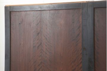 アンティーク建具　黒い木枠がモダンな板戸4枚セット(帯戸、引き戸)(R-037007)