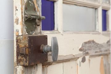 アンティーク建具　フランスアンティーク　パイン材　色ガラスがおしゃれな木製ドア(扉、建具)(R-037016)