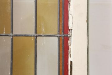 アンティーク建具　フランスアンティーク　クリアとイエローのチェックがお洒落なステンドグラスの窓一対・大(ガラス扉)(R-037021)
