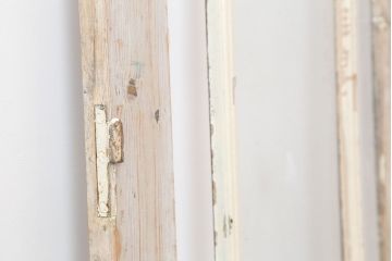 アンティーク建具　パイン材　ホワイトペイントが爽やかなフランスアンティークの木製ドア(扉、建具)(R-037022)