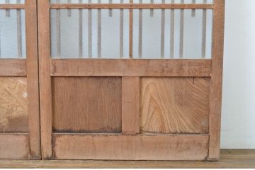 アンティーク建具　レトロ　腰板ケヤキ材　和を感じるデザインのガラス戸2枚セット(玄関戸、引き戸)(R-037031)