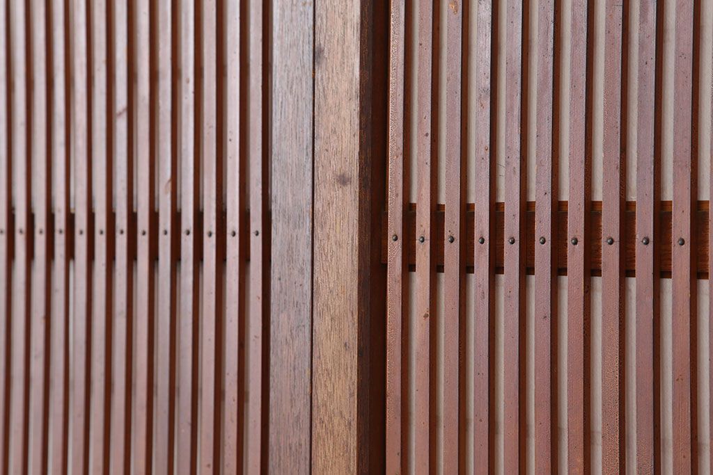 アンティーク建具　腰板ケヤキ材　細身の格子戸4枚セット(ガラス帯戸、引き戸)(R-037034)